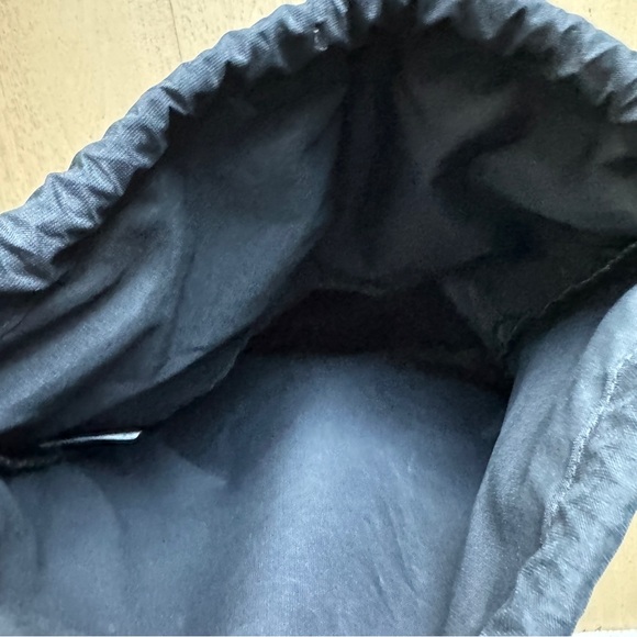 Nike Heritage Drawstring Backpack - Picture 5 of 5